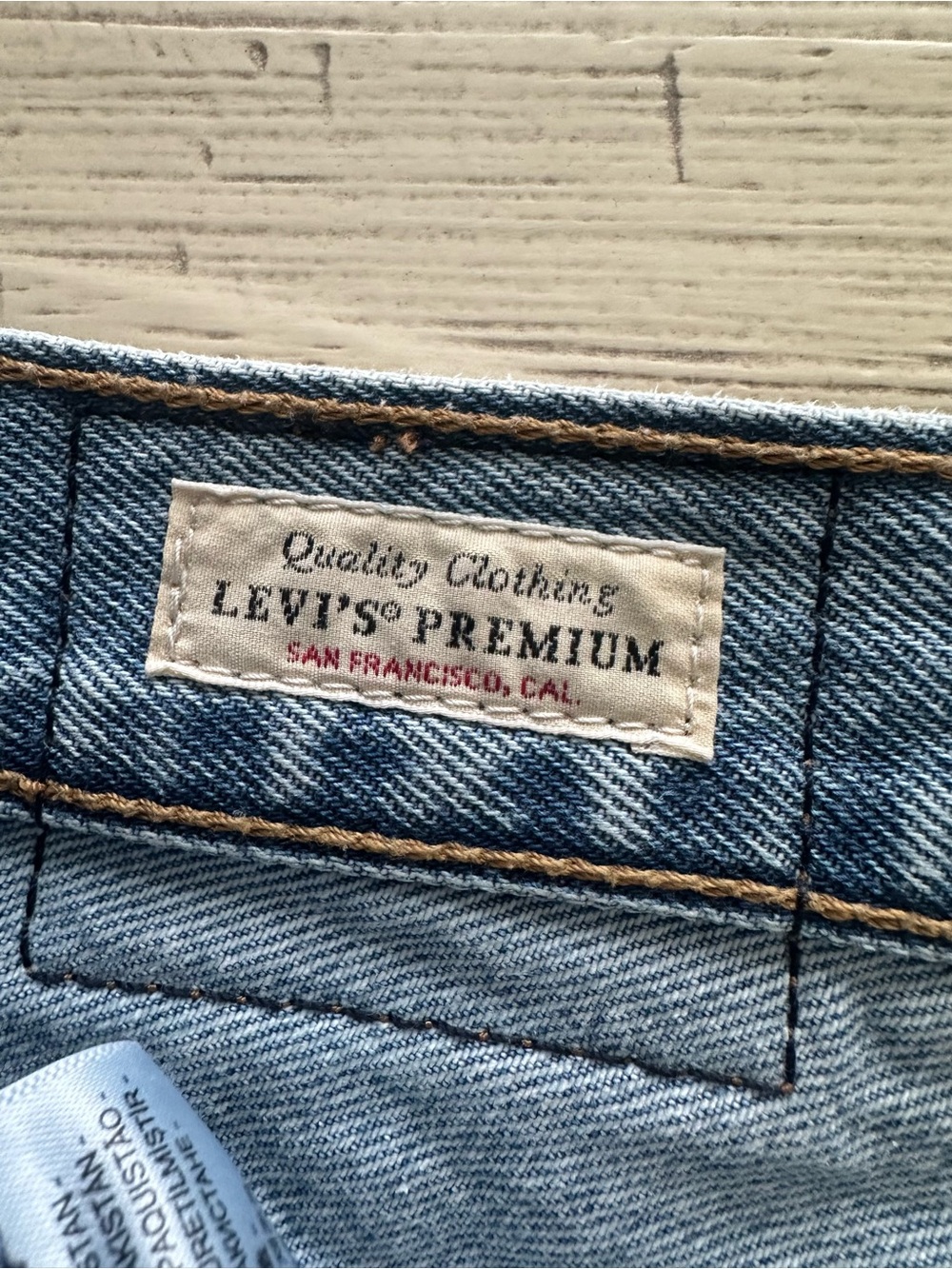 Levi’s Ribcage Wide Leg Light Blue Women’s Jeans - Picture 4 of 4